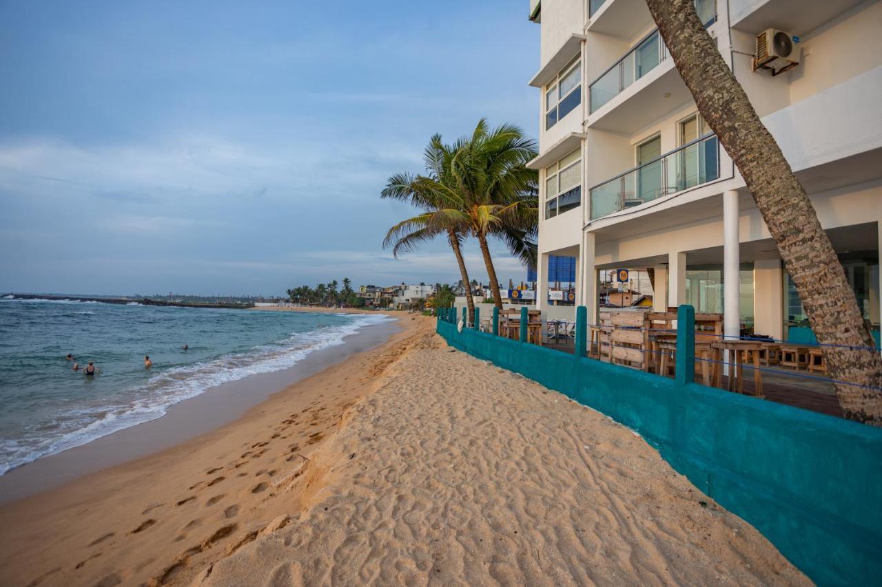 Hikkaduwa Beach Hotel Extérieur photo